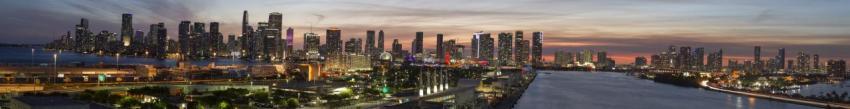 Miami, Cityscape at night