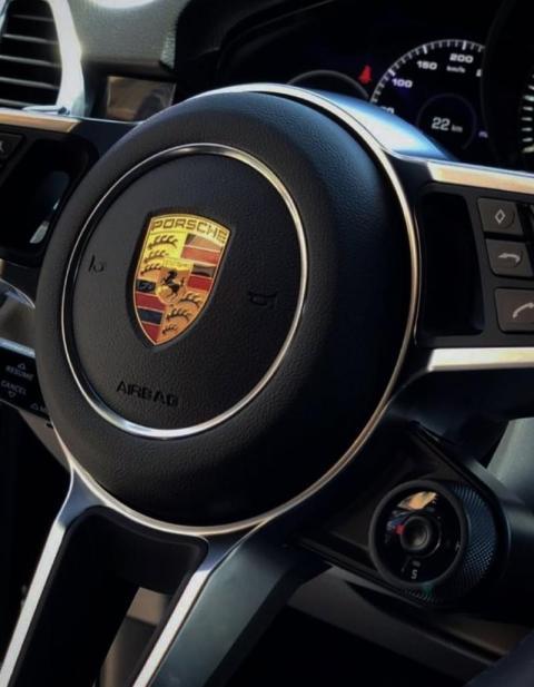 Porsche -4